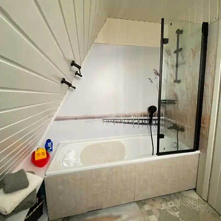 Nikopes Triangle Vacation بيت للعطل *